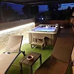 Tea Con Piscina A Pochi Passi Dal Mare Villa Fontane Bianche