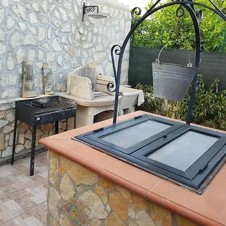 Tea Sr Con Jacuzzi E Piscina Privata