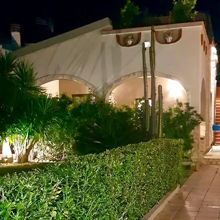 Villa Tea Con Piscina A Pochi Passi Dal Mare